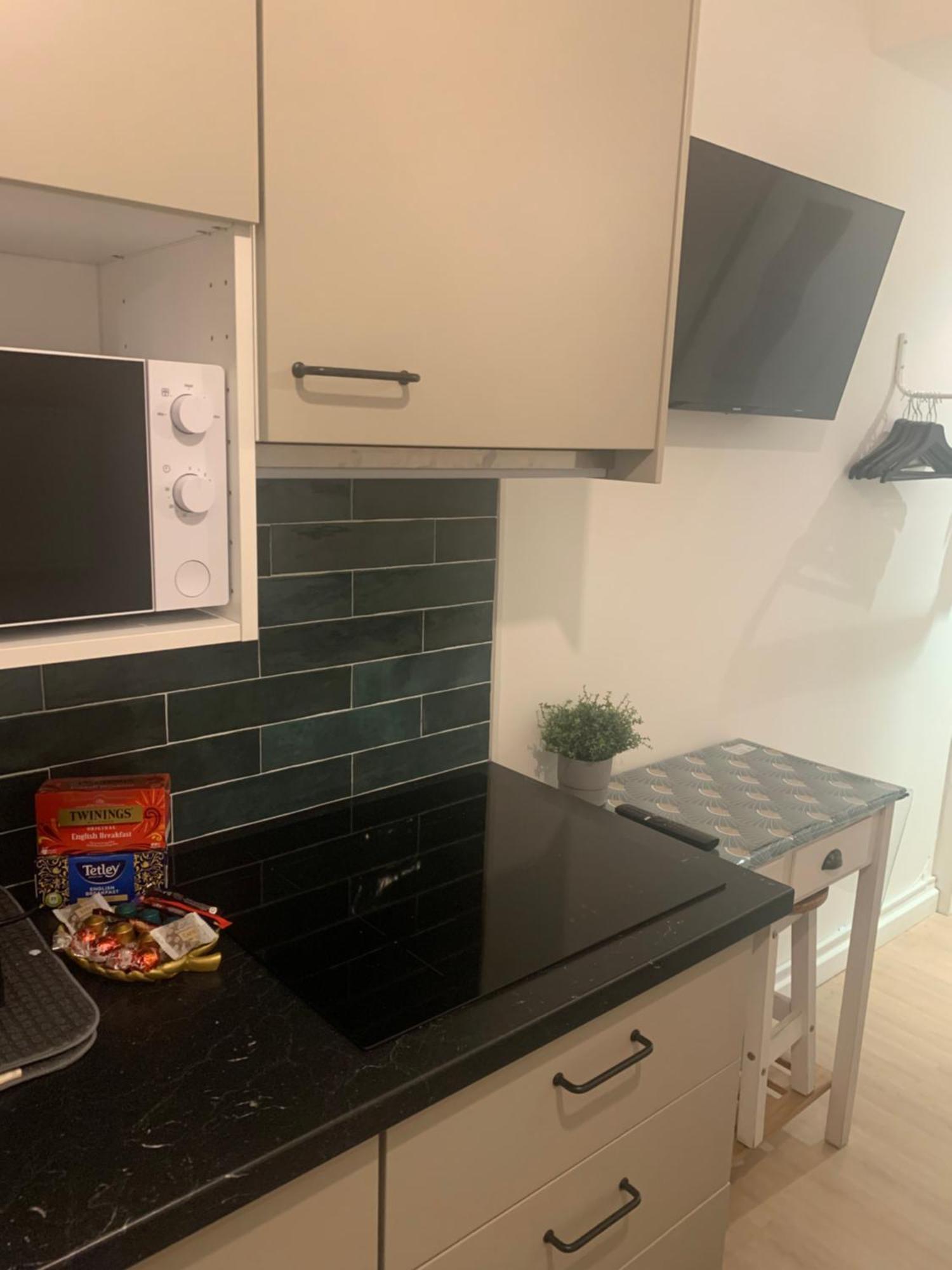 Cosy En Face De La Gare Appartement Nice